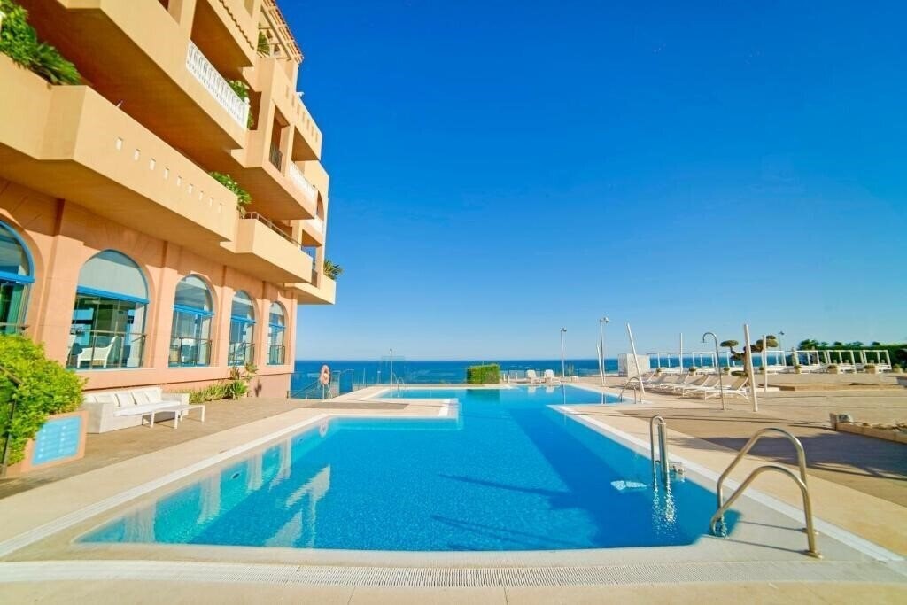 Фотографія Holiday Hydros 4*