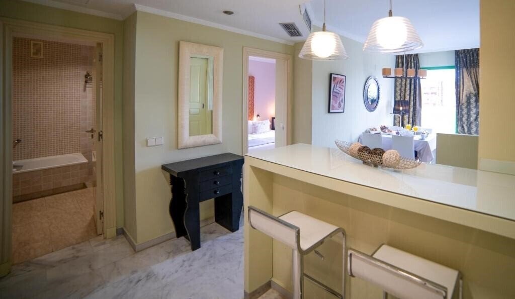 Obraz Holiday World Riwo Hotel (ex. Holiday Palace) 4*