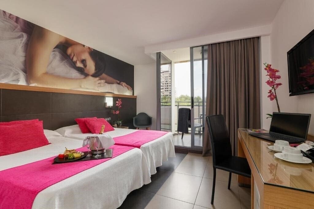 Zdjęcie Flash Hotel 4*