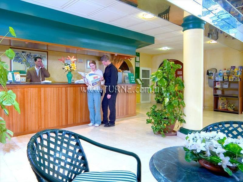 Фото Magic Tropicana Suites 3*