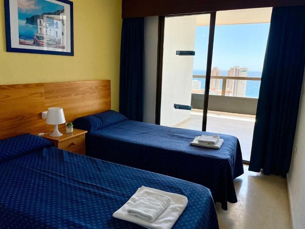 Фотографія Gemelos Ii-Iv 2*