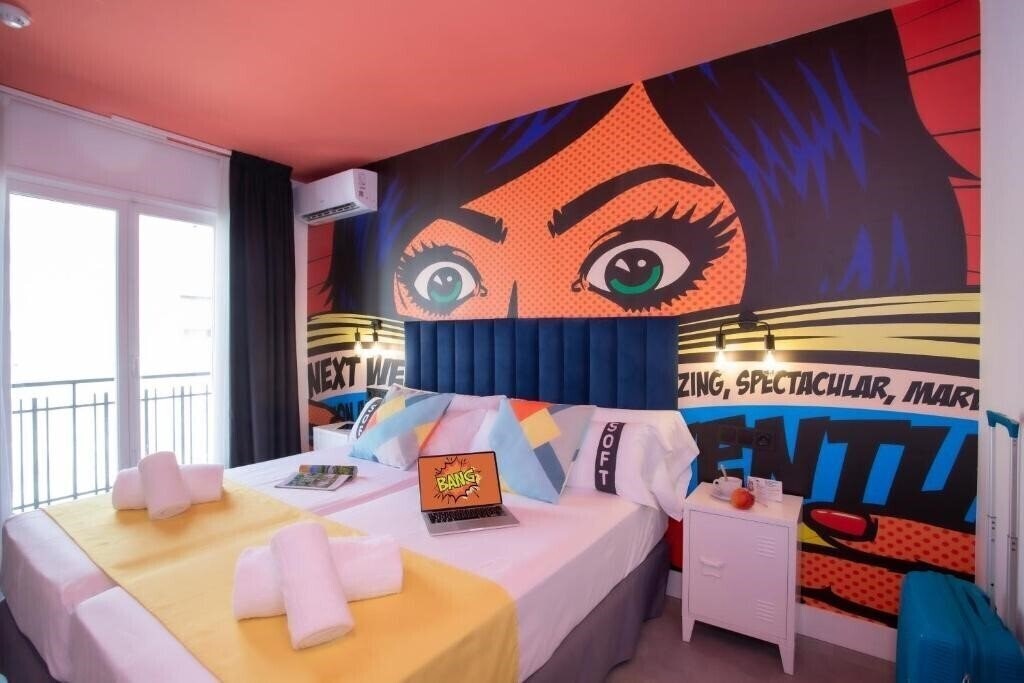 Zdjęcie Casual Pop Art 3*
