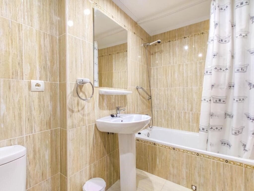 Фотографія Picasso Apartments 2*