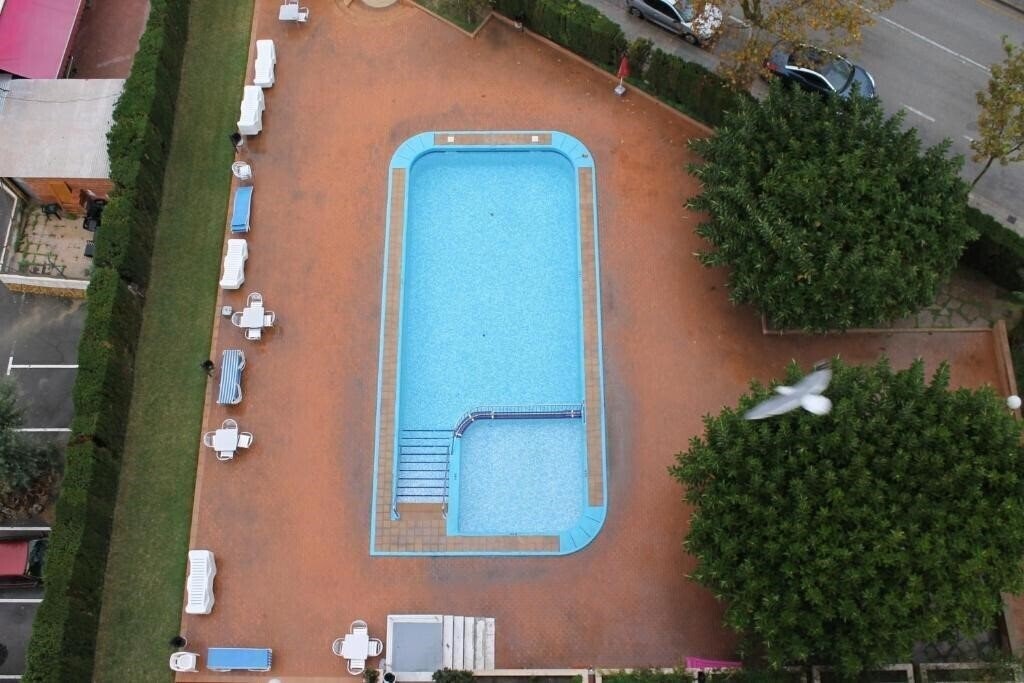 Зображення Alpha 2*