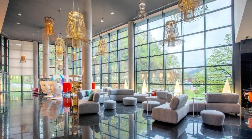 Готель Gran Bilbao 4*