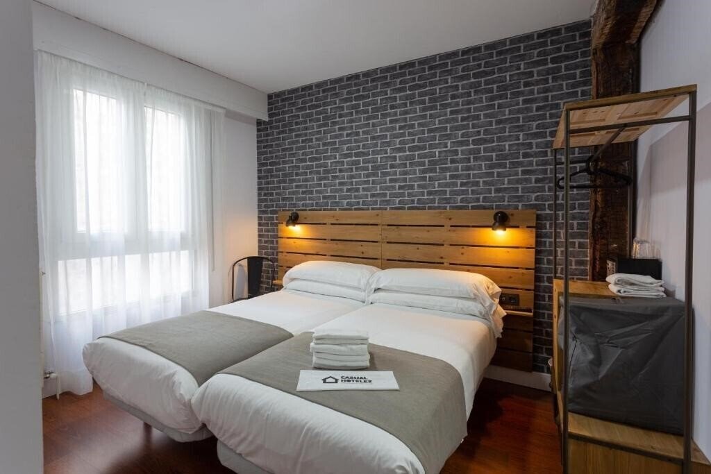 Zdjęcie Casual Mardones 1*