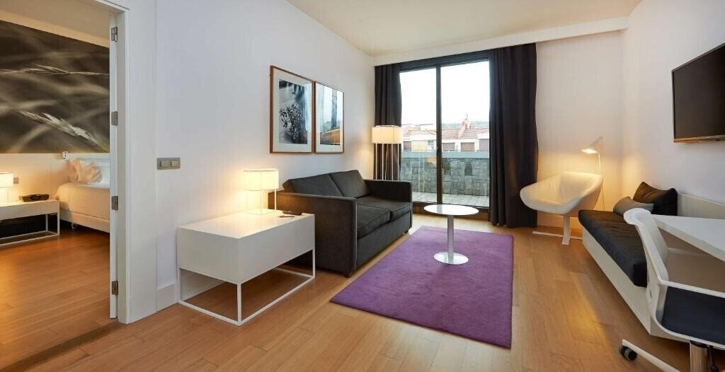 Zdjęcie Nh Villa De Bilbao 4*