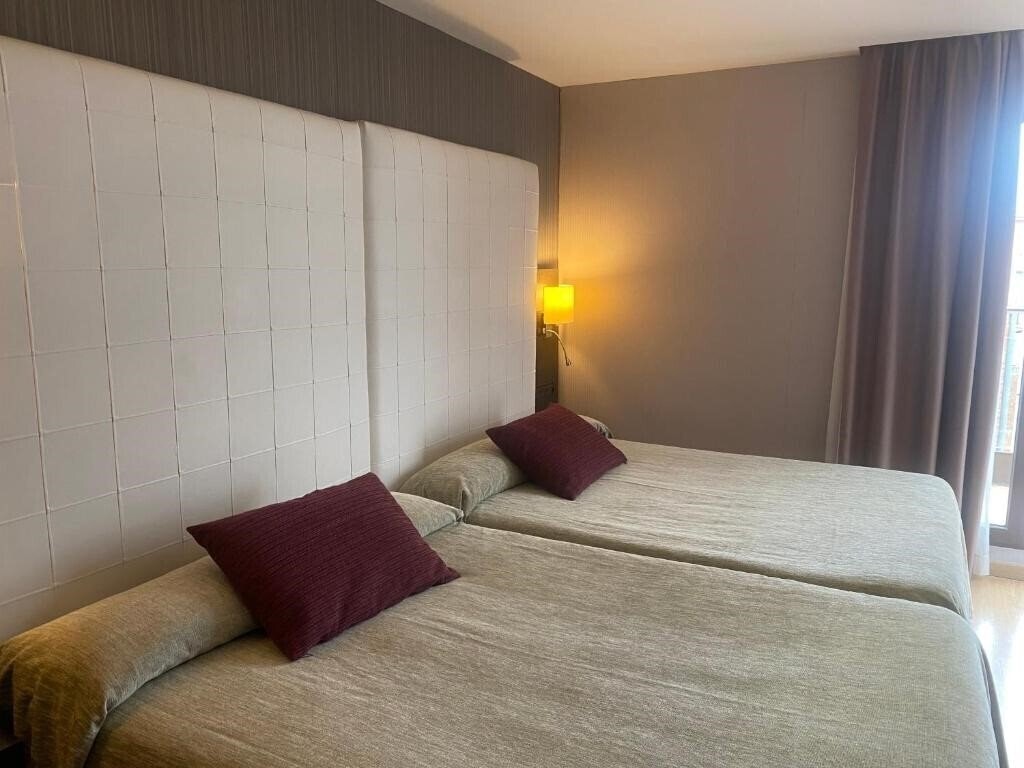 Zdjęcie Petit Palau 4*