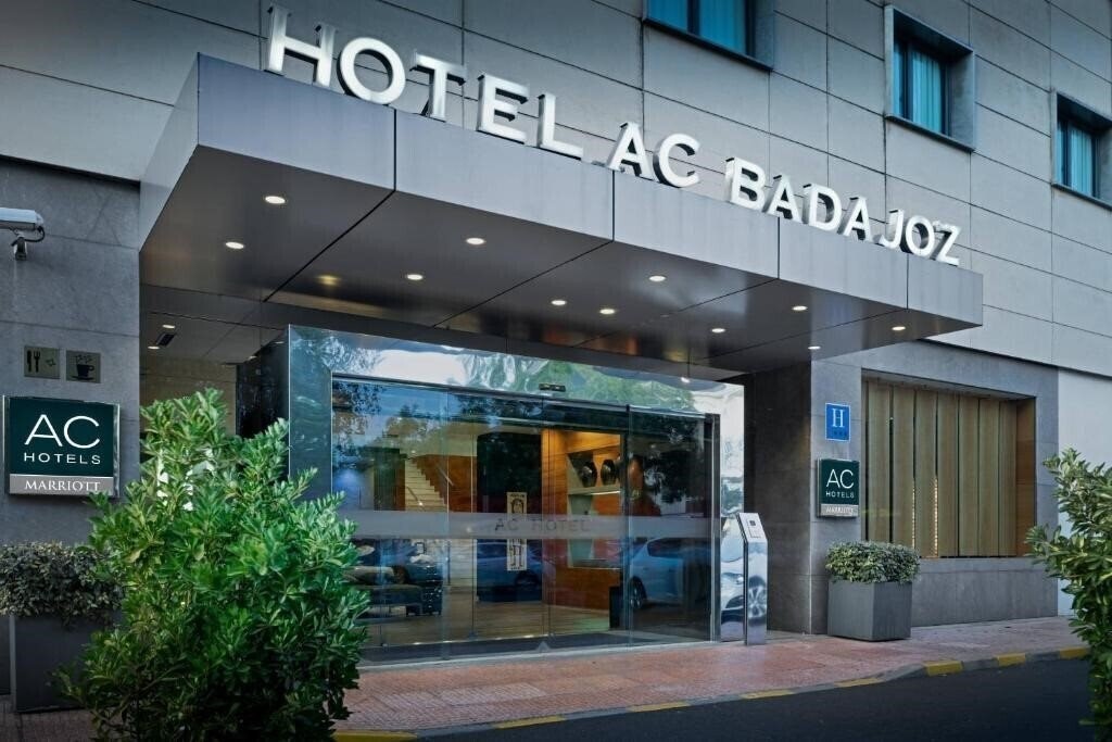 Zdjęcie Ac Hotel Badajoz 4*
