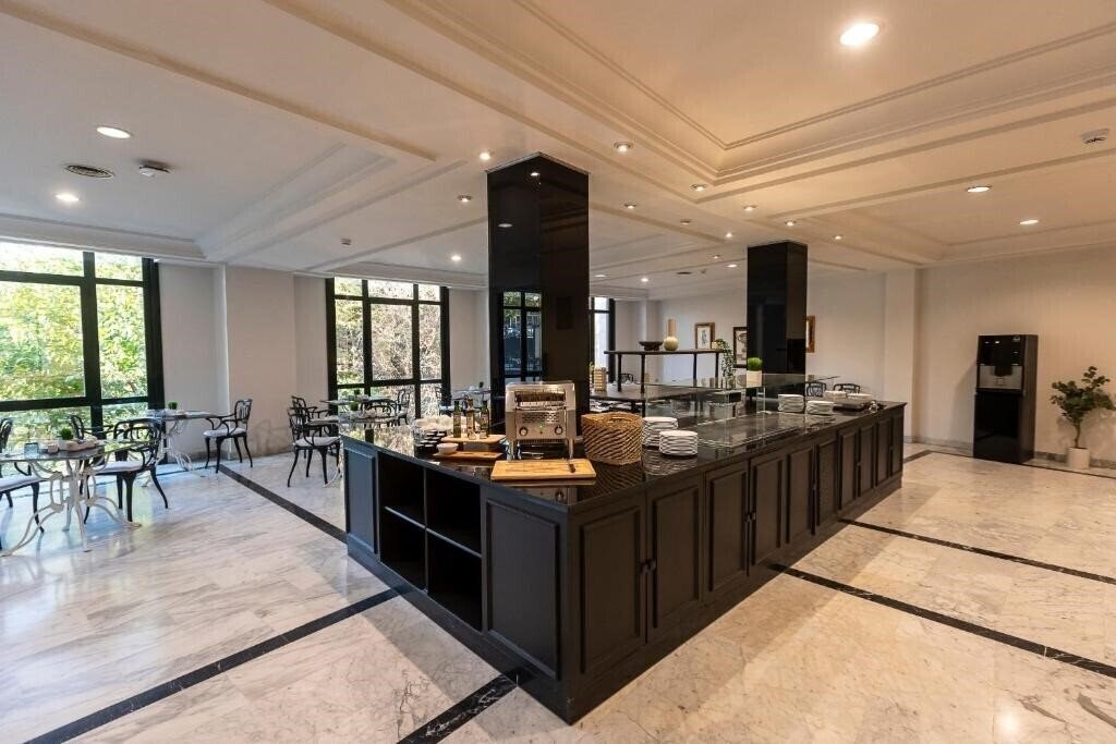 Зображення AZZ Merida Medea Hotel (ex. Hotel Tryp Medea, Hotel Merida Medea Affiliated By Melia) 4*