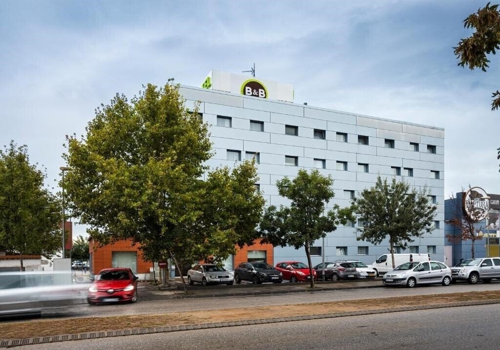 Hotel B&B Hotel Figueres (ex. Sidorme Figueres) 2*