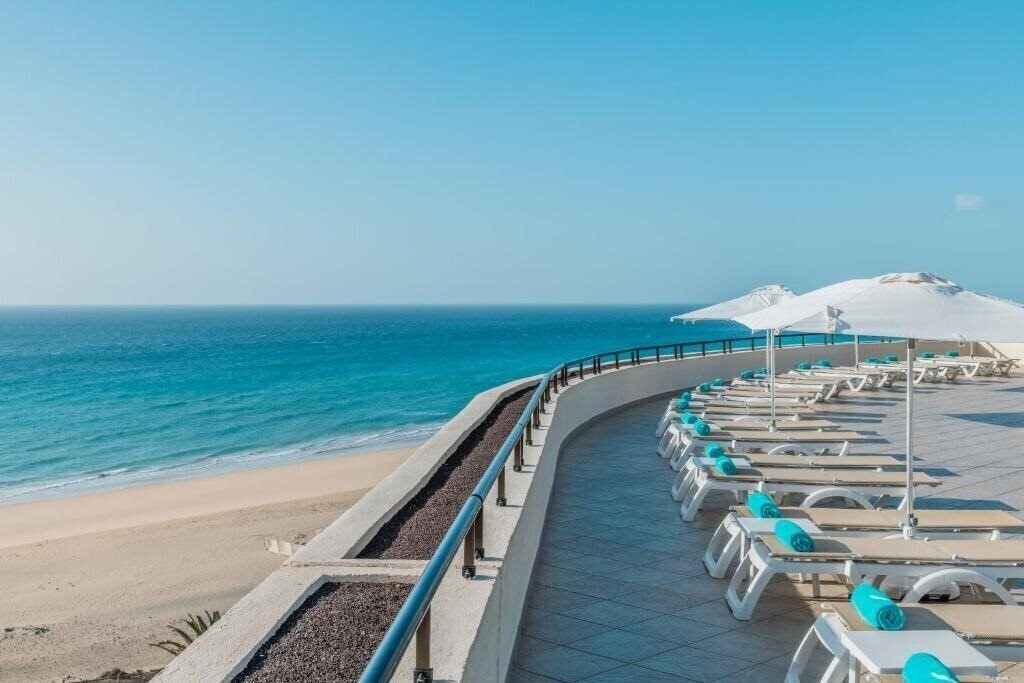 Zdjęcie Iberostar Waves Playa Gaviotas 4*