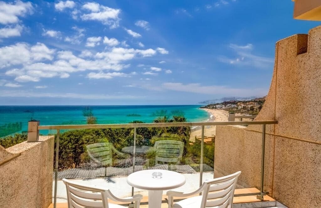 Hotel Sbh Taro Beach 4*