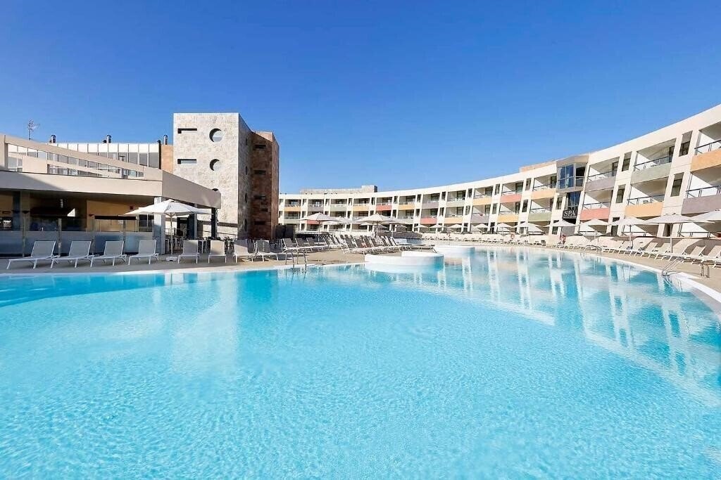 Hotel Geranios Suites 4*