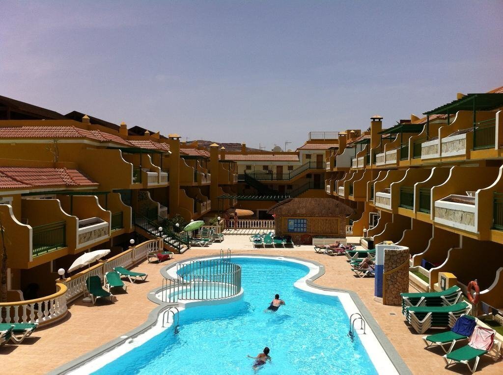 Отель Caleta Garden 2*