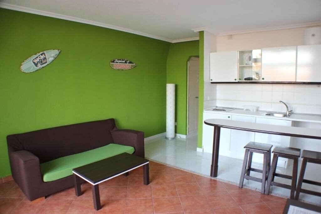 Фотографія Apartamentos La Piramide 3*