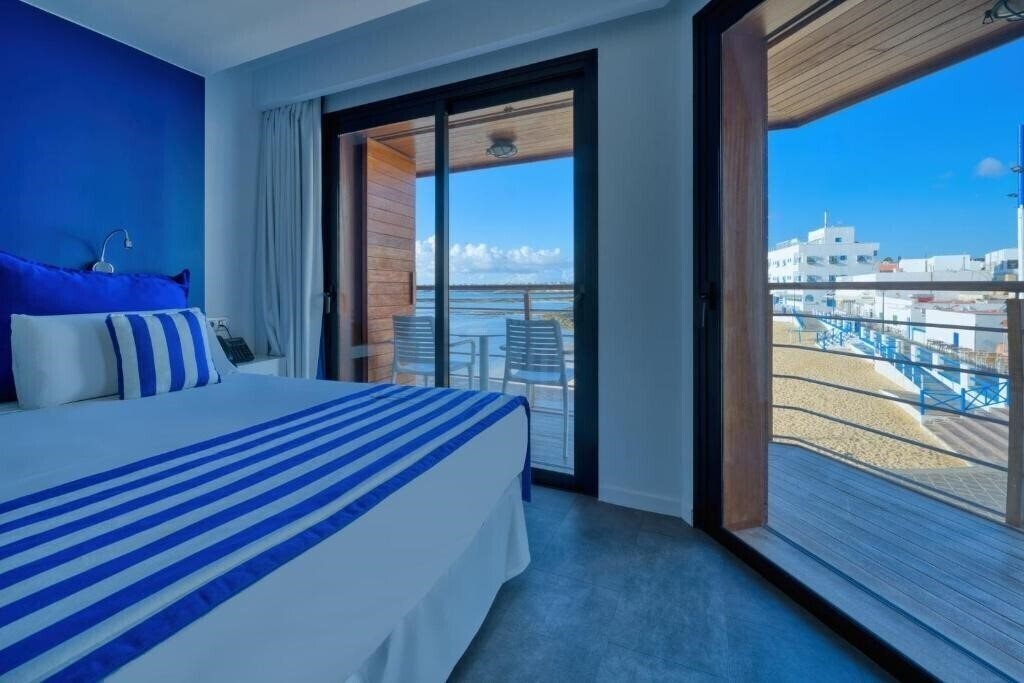 Zdjęcia La Marquesina 4*