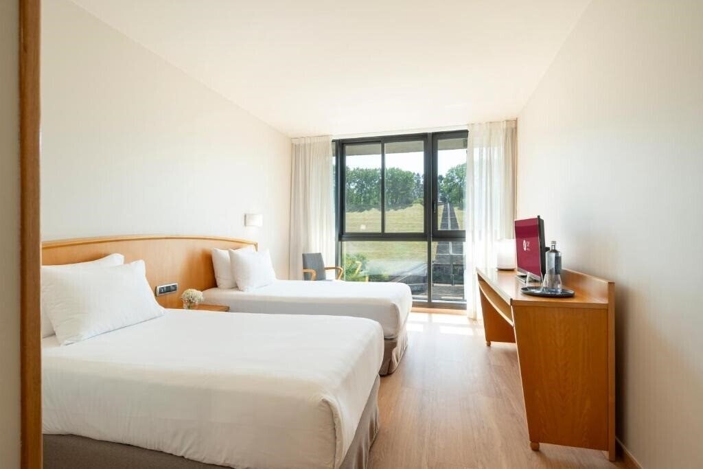 Zdjęcia Hotel Exe Area Central 3*