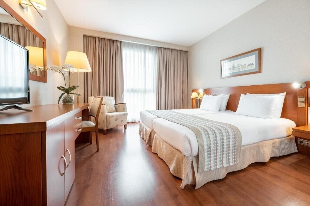 Zdjęcia Hotel Eurostars San Lazaro 4*