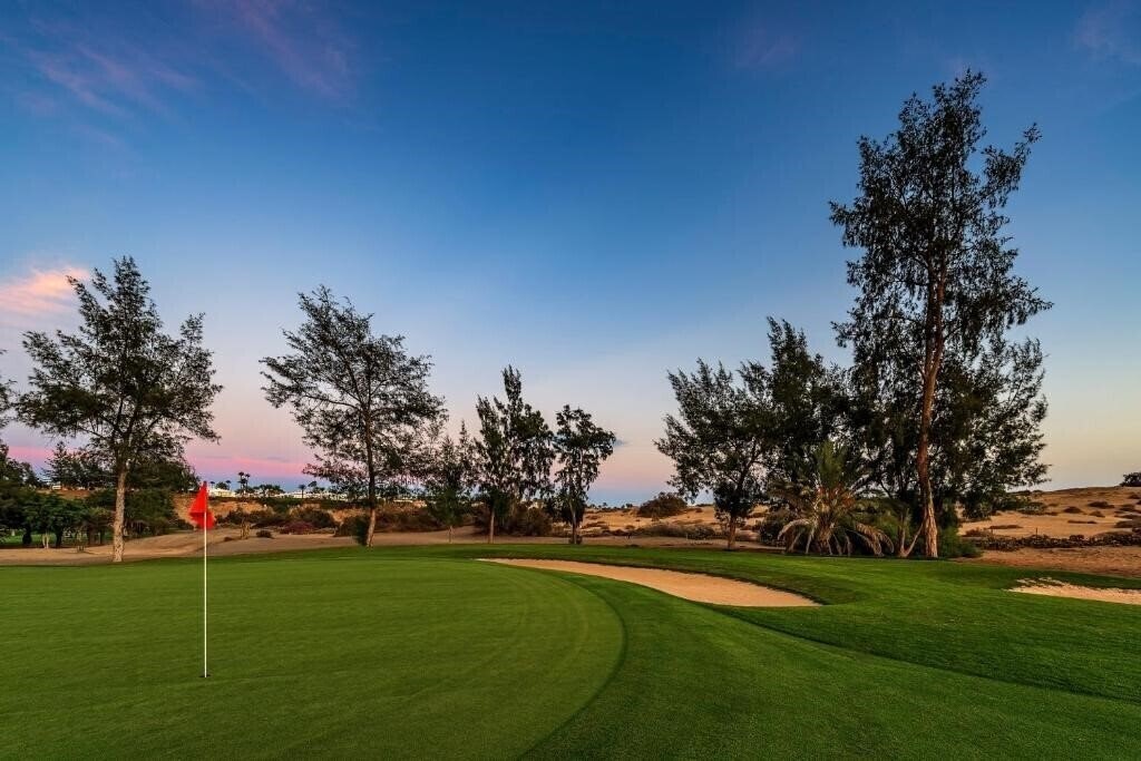 Изображение Capri Bungalows 2*