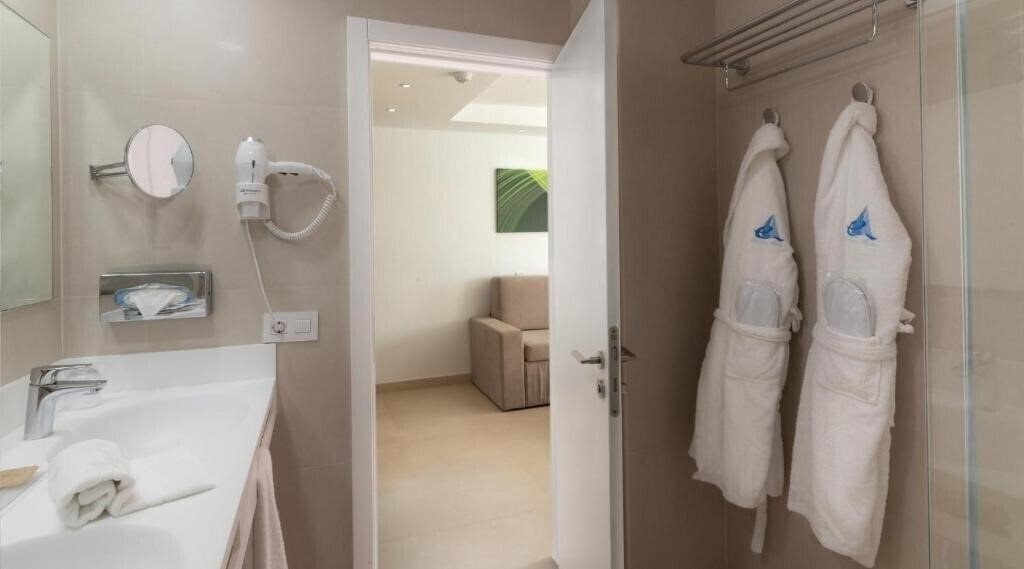 Изображение Marina Elite 3*