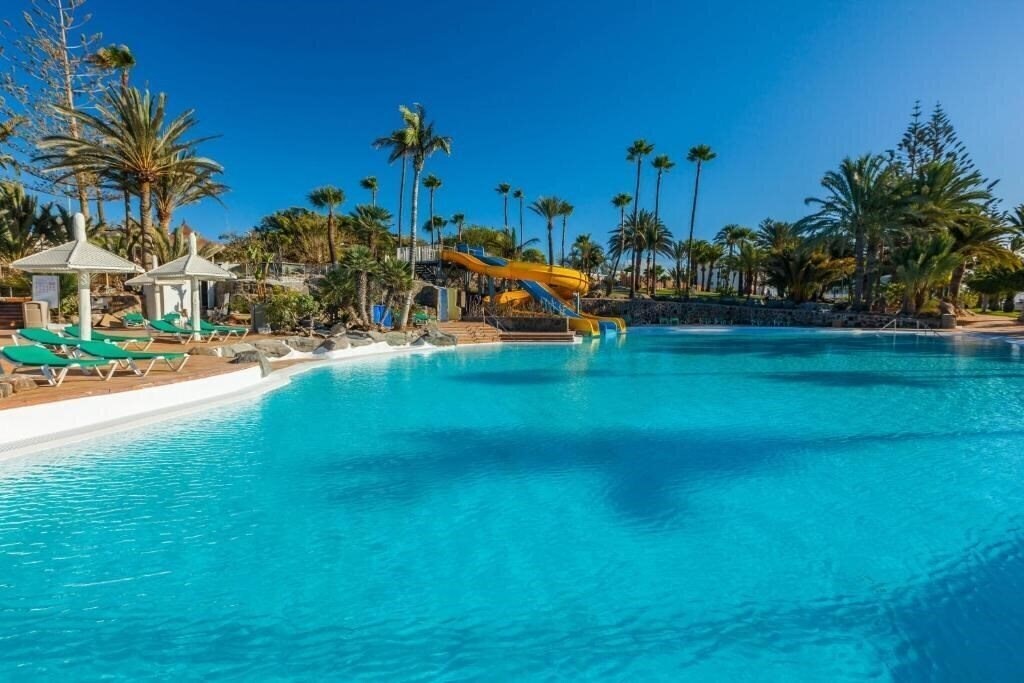 Отель Abora Interclub Atlantic by Lopesan Hotels 3*