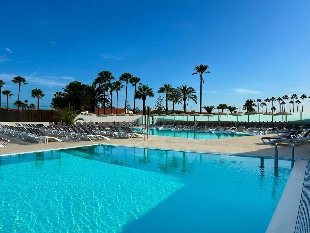 Hotel Hl Miraflor Suites (ex. Miraflor Suites) 4*