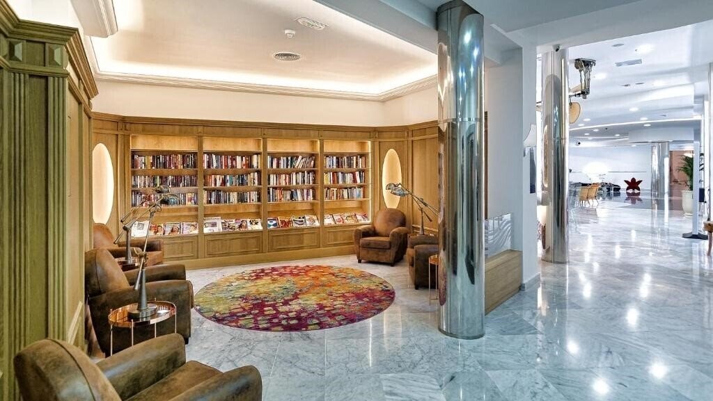 Зображення Bull Escorial & SPA 3*