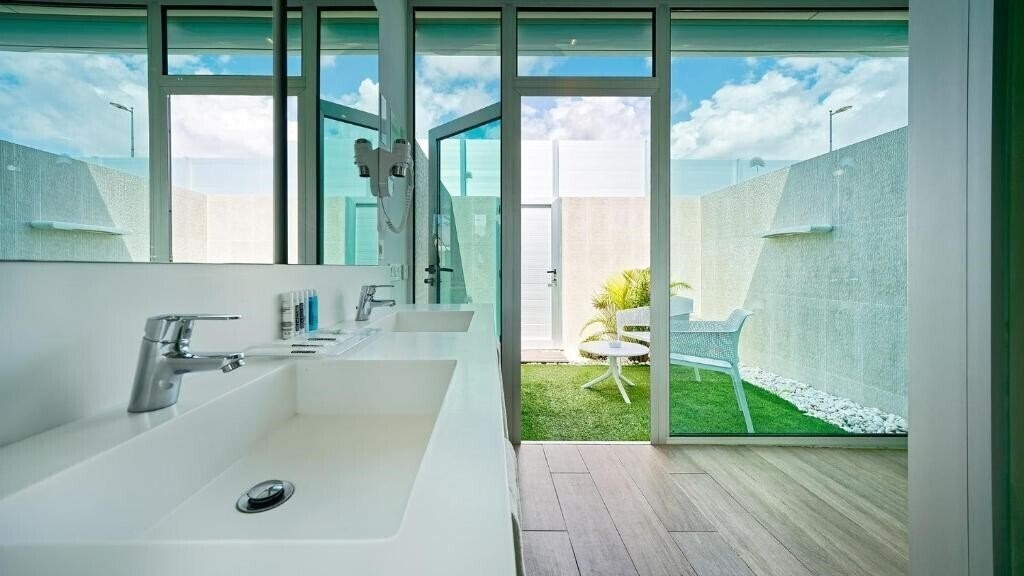 Фотография Hotel Nayra - Adults Only 4*