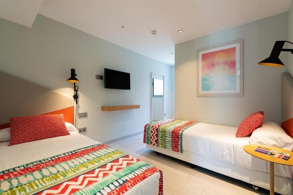 Zdjęcie Cordial Mogan Solaz 4*