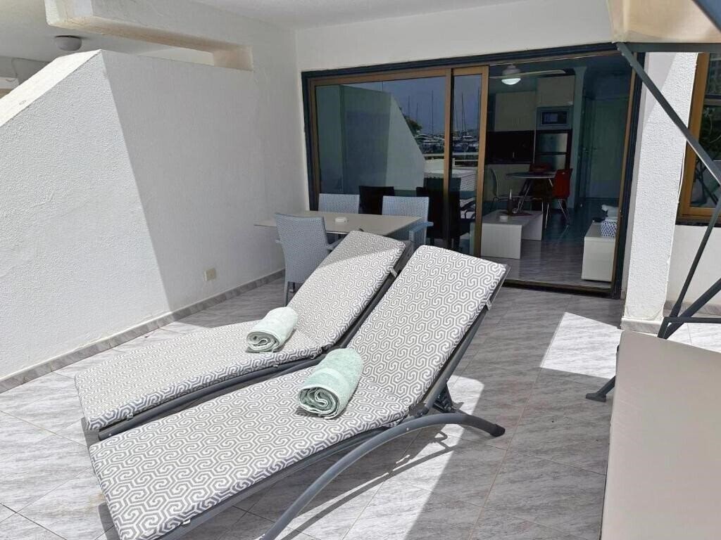 Фото Portonovo Apartamentos 4*