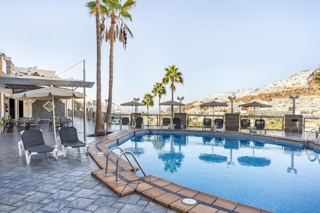 Отель Cala Nova 3*