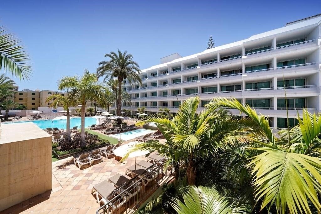 Zdjęcie Akeah Broncemar 4*