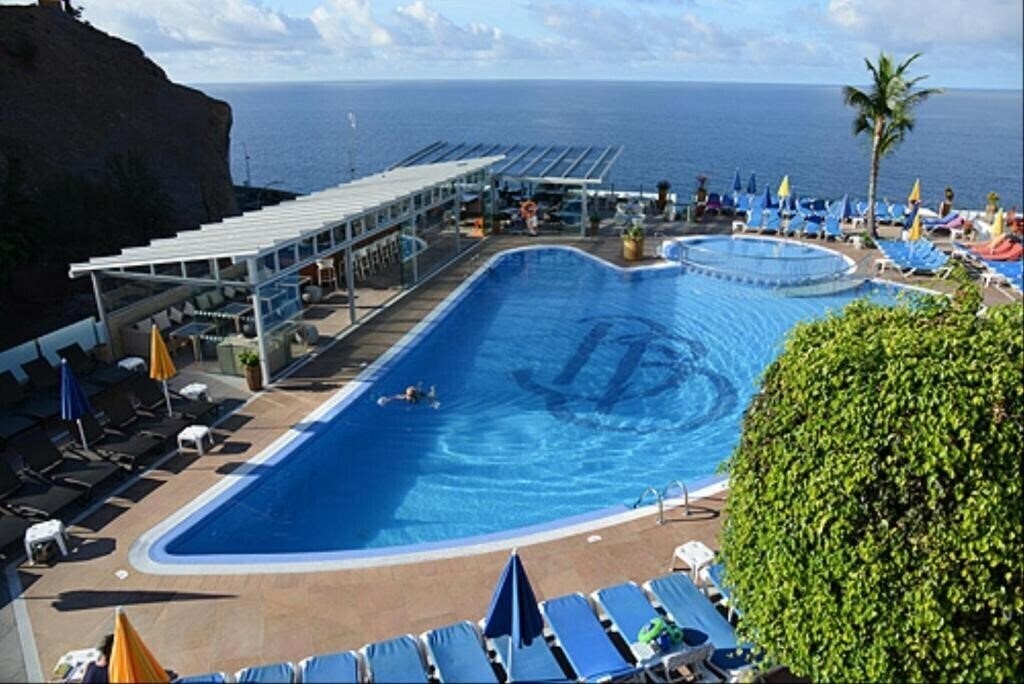 Zdjęcie Bahia Blanca Apartamentos 3*