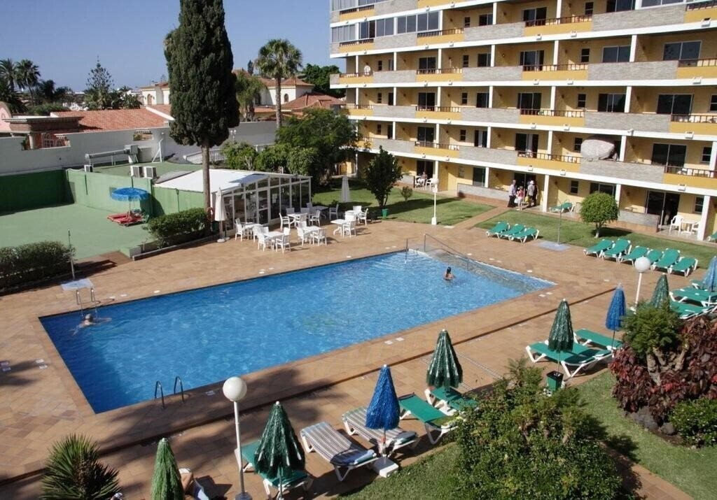 Готель Apartamentos Los Tilos 3*