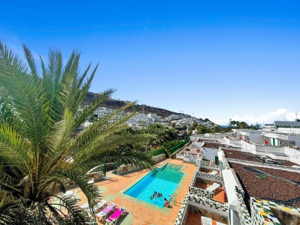 Готель Apartamentos Parque Raquel 2*