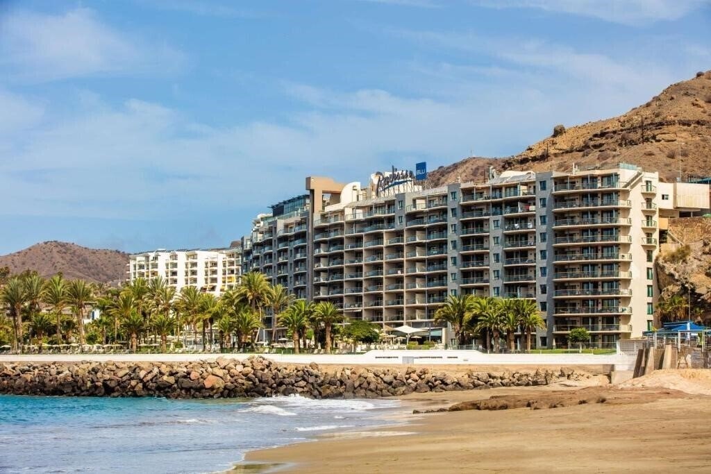 Hotel Radisson Blu Resort Gran Canaria 5*