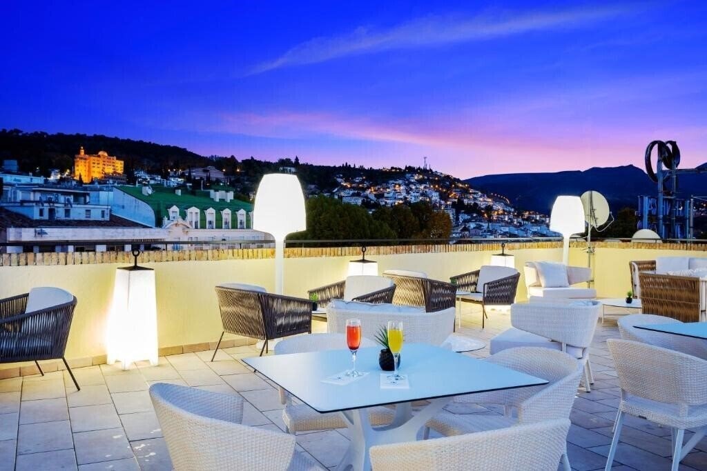 Hotel Eurostars Puerta Real Hotel 4*