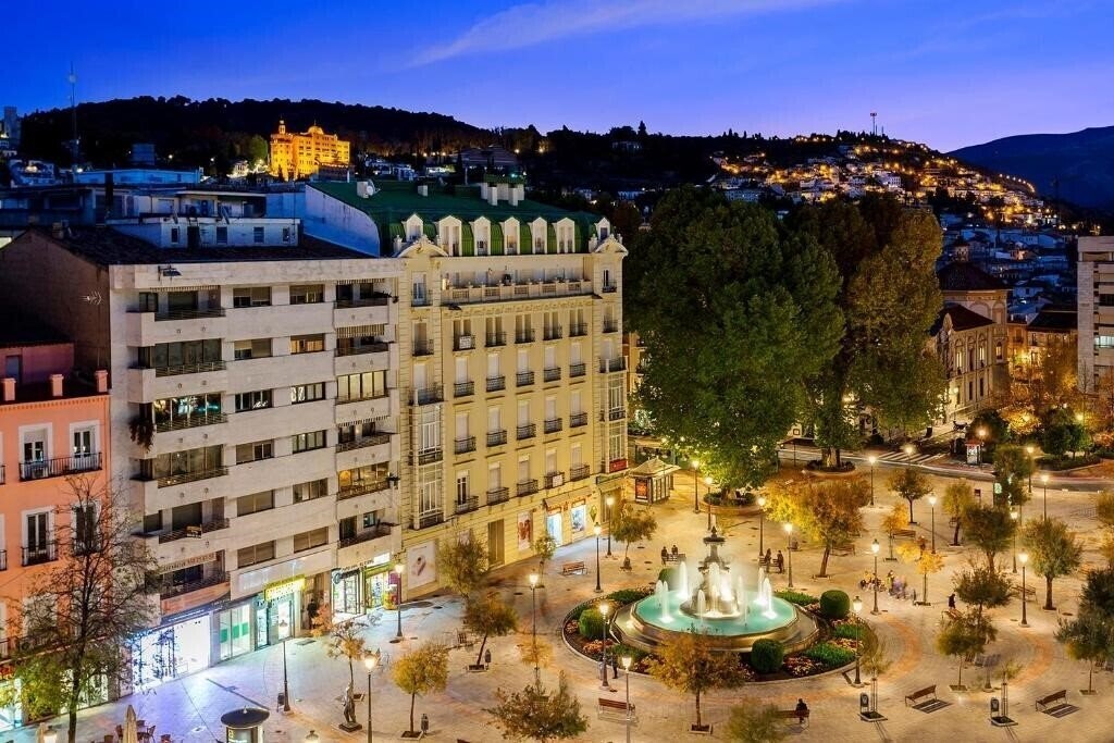 Zdjęcie Eurostars Puerta Real Hotel 4*