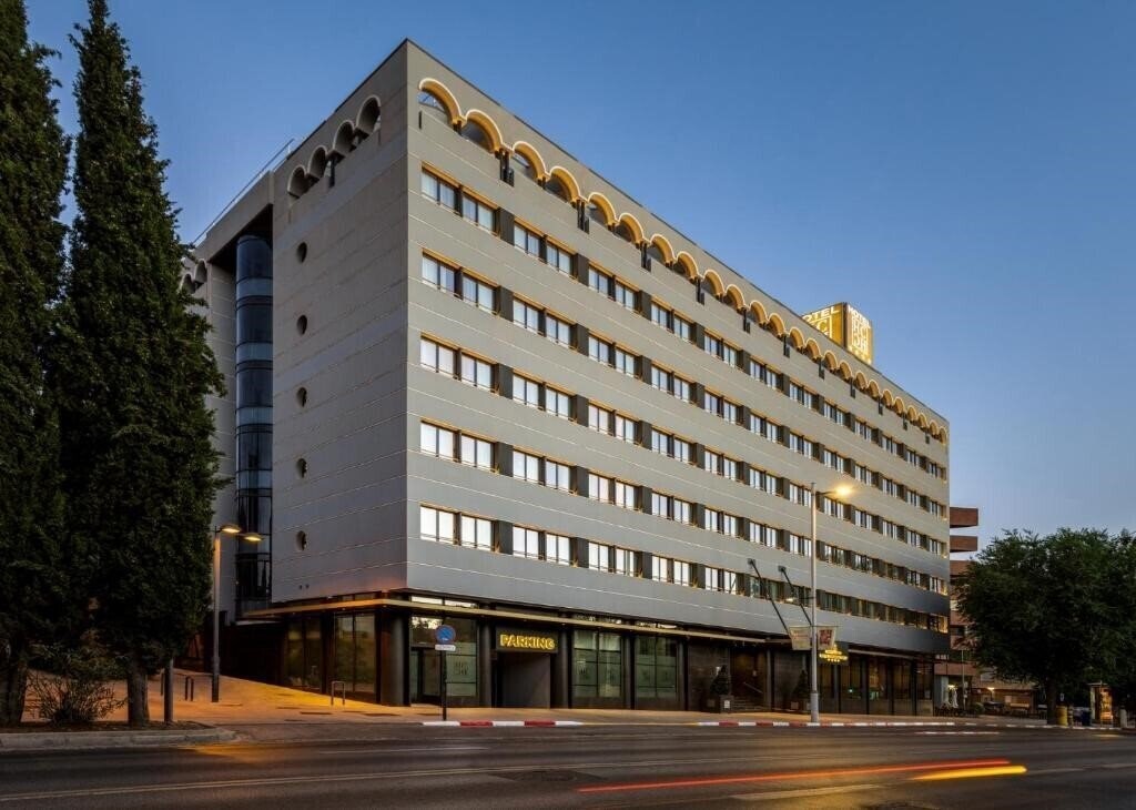 Картинка Granada Center 4*
