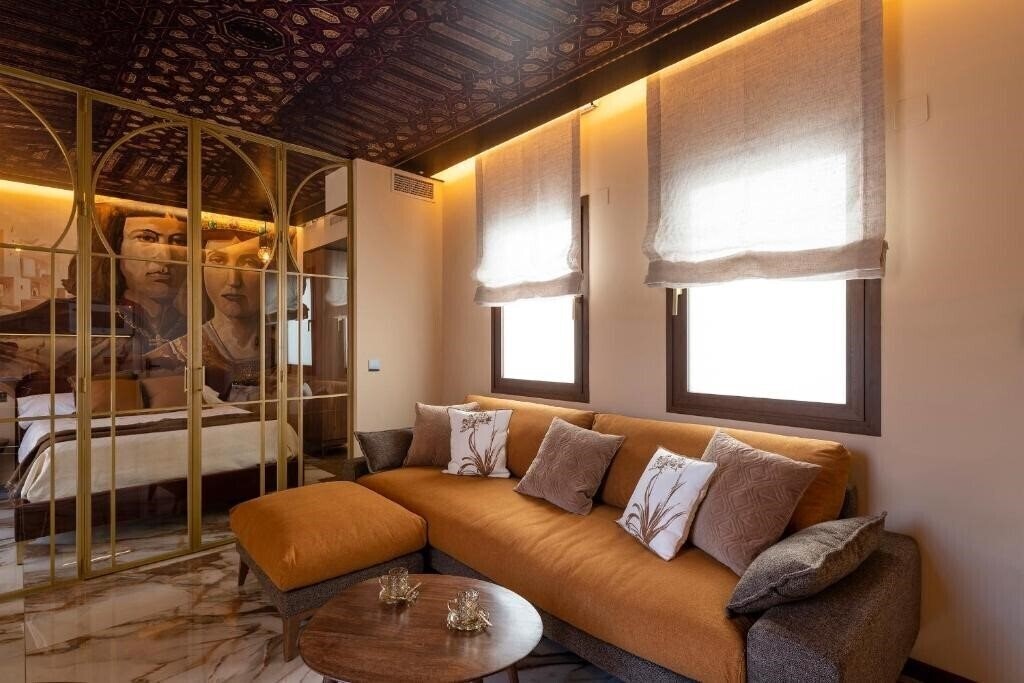 Фото Palatina Concept Suites 4*