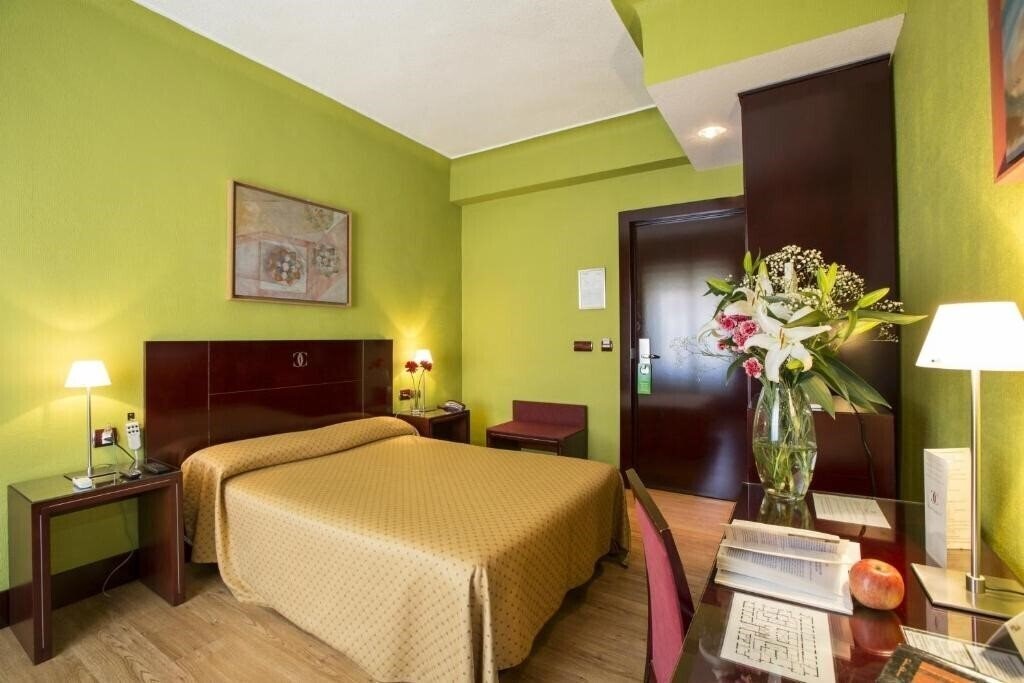 Hotel Carlos V 1*