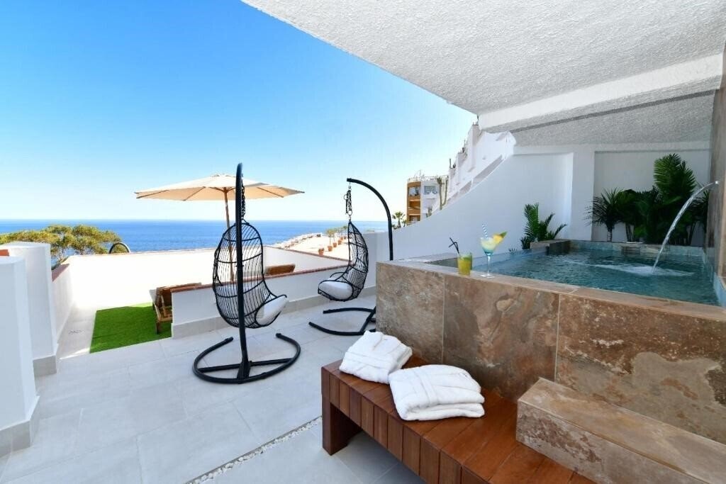 Obraz Hotel Salobrena Suites 3*