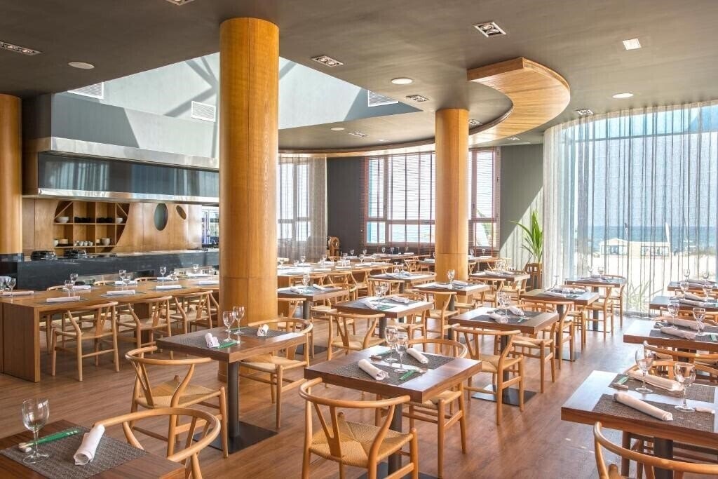 Фотографія Protur Roquetas Hotel & SPA 5*