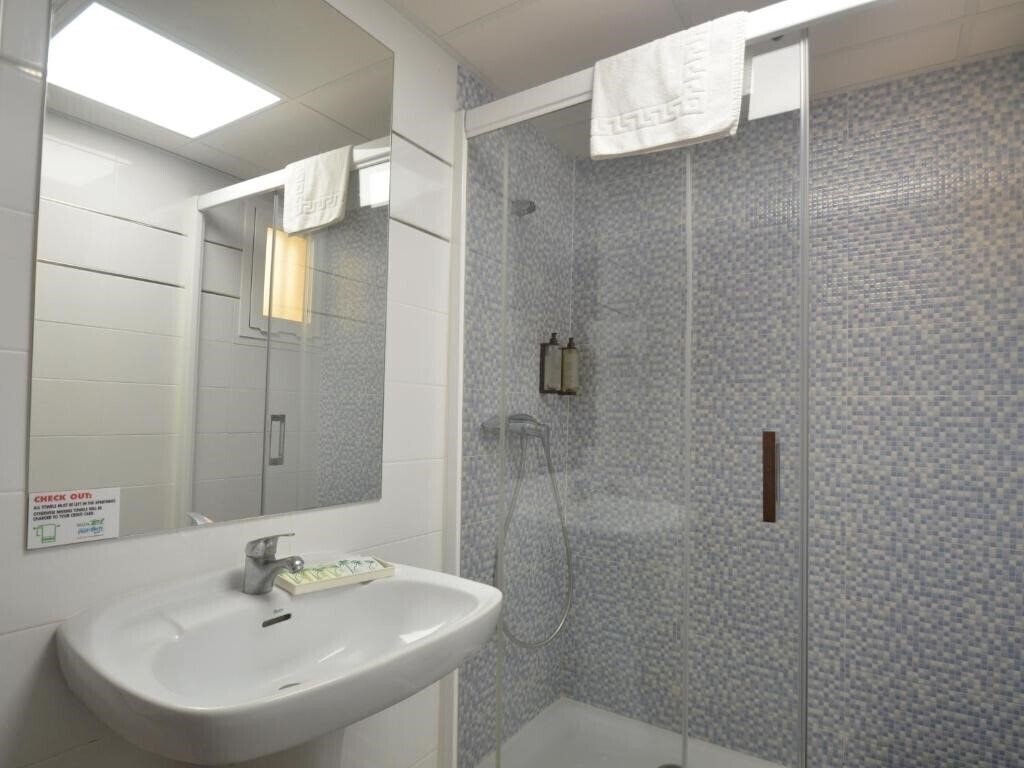 Zdjęcie Arlanza Apartments 2*