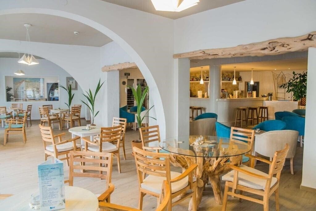 Zdjęcie Tagomago 4*