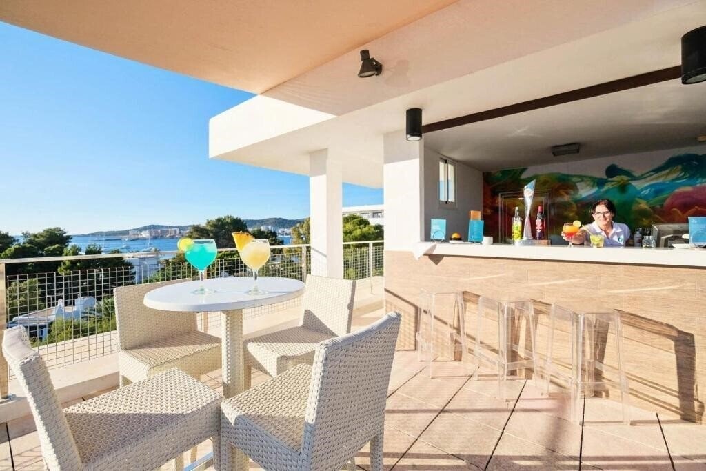 Картинка Azuline Bergantin 3*