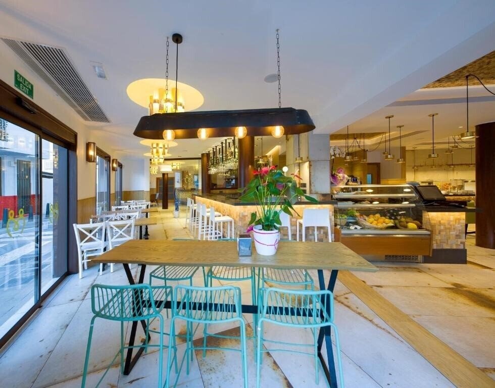 Готель Hostal Mari 2*