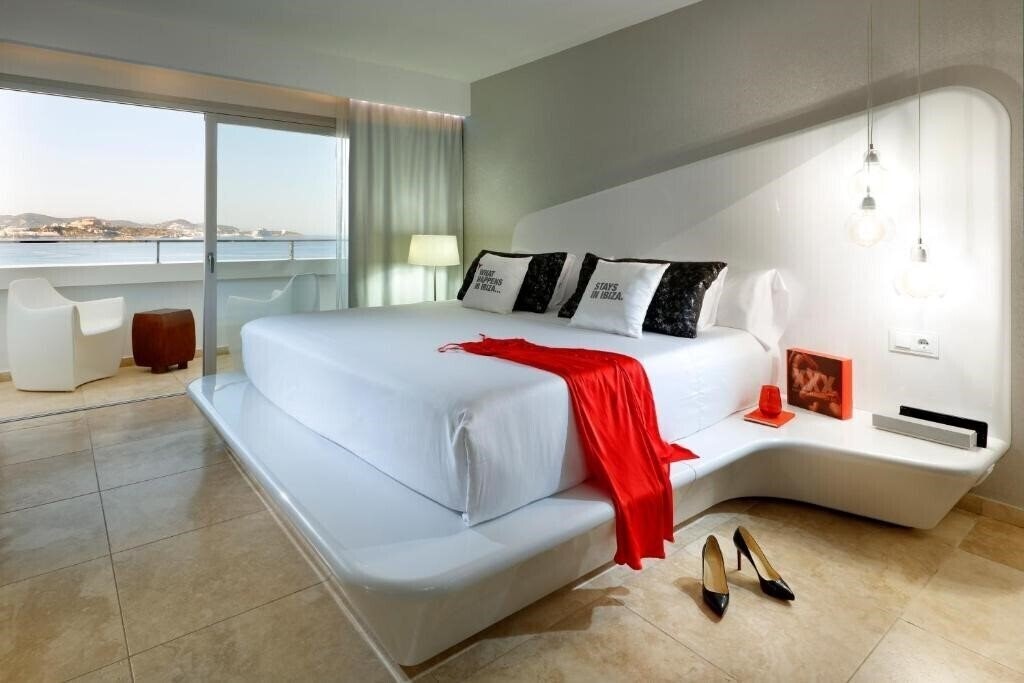 Zdjęcia The Unexpected Ibiza Hotel (ex. The Ushuaia Tower, Ushuaia Ibiza Beach Hotel, The Ushuaia Beach) 5*