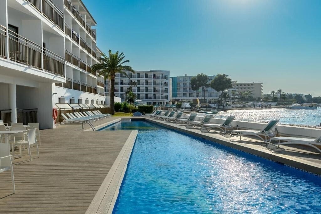 Отель Hotel Vibra S'Estanyol (ex. Playasol S`Estanyol) 3*